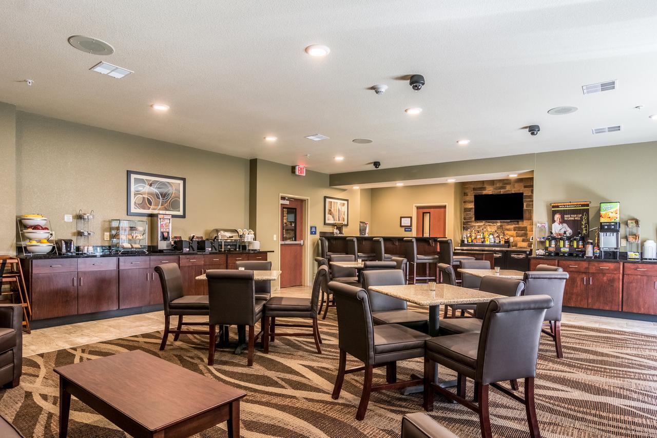 Cobblestone Hotel&Suites - Greenville Extérieur photo