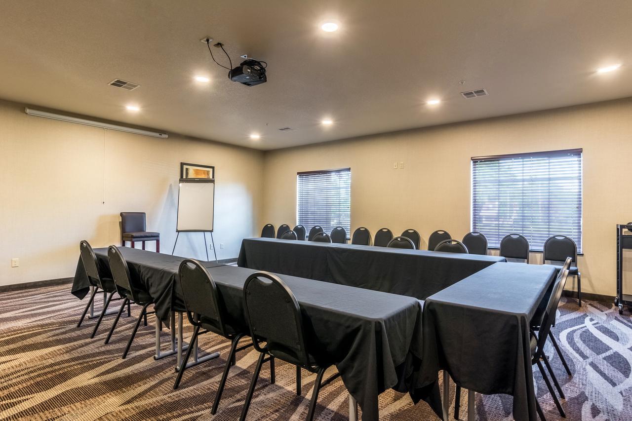 Cobblestone Hotel&Suites - Greenville Extérieur photo
